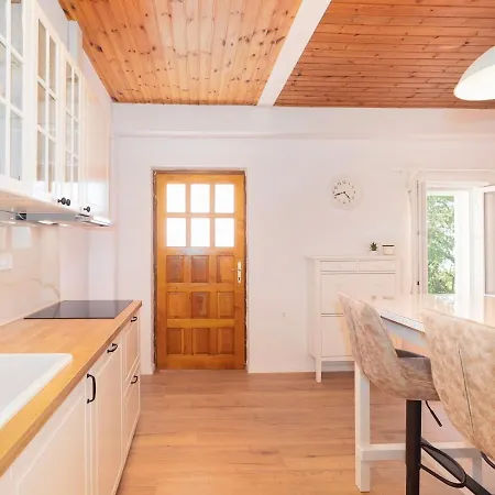 Apartman Korina *