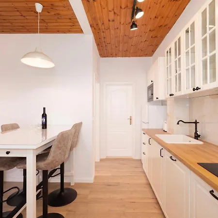 Korina Apartman Makarska